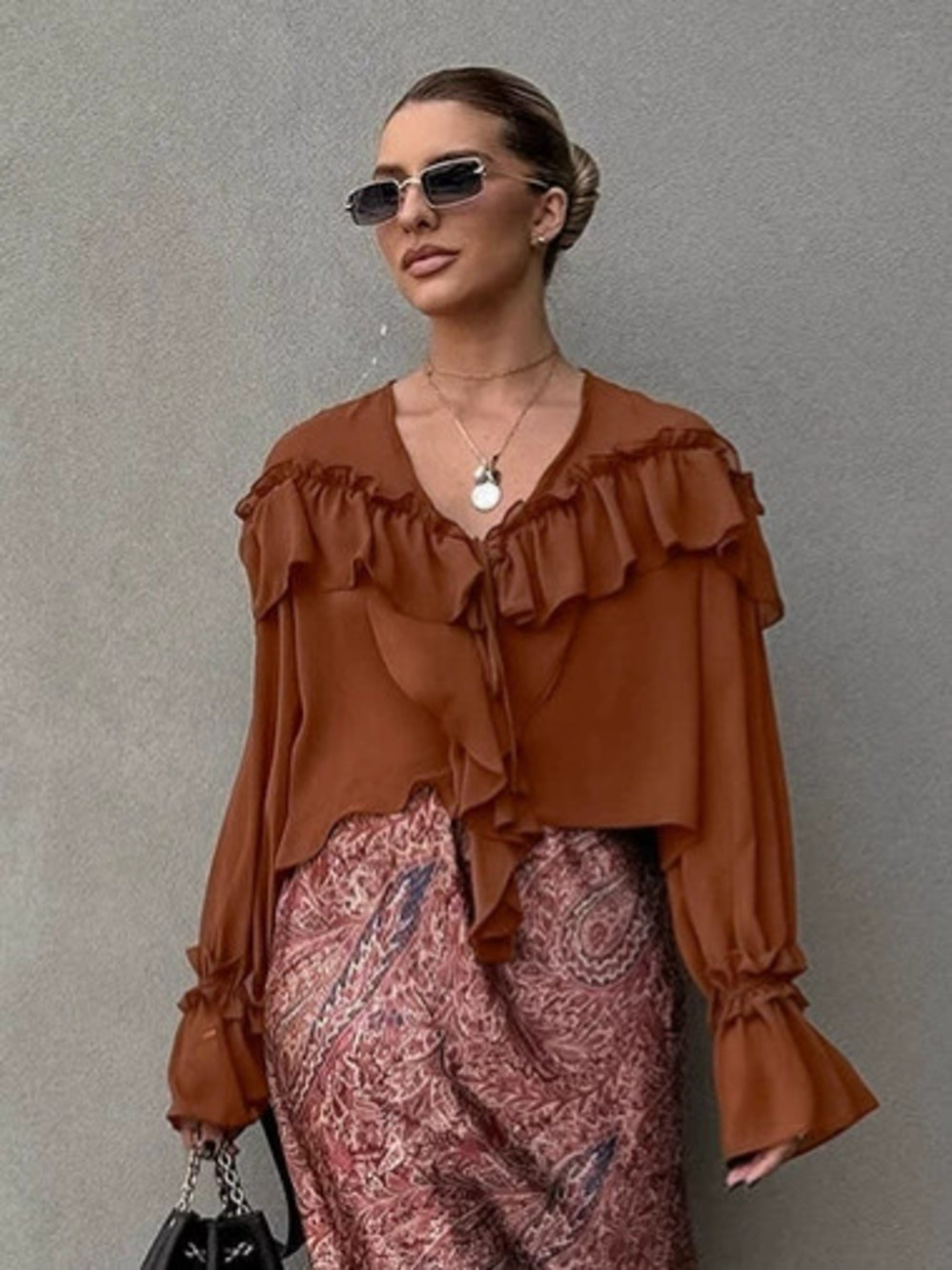 Forever 21 Autumn Lightweight Chiffon Blouse Ruffled Bell Sleeve Relaxed